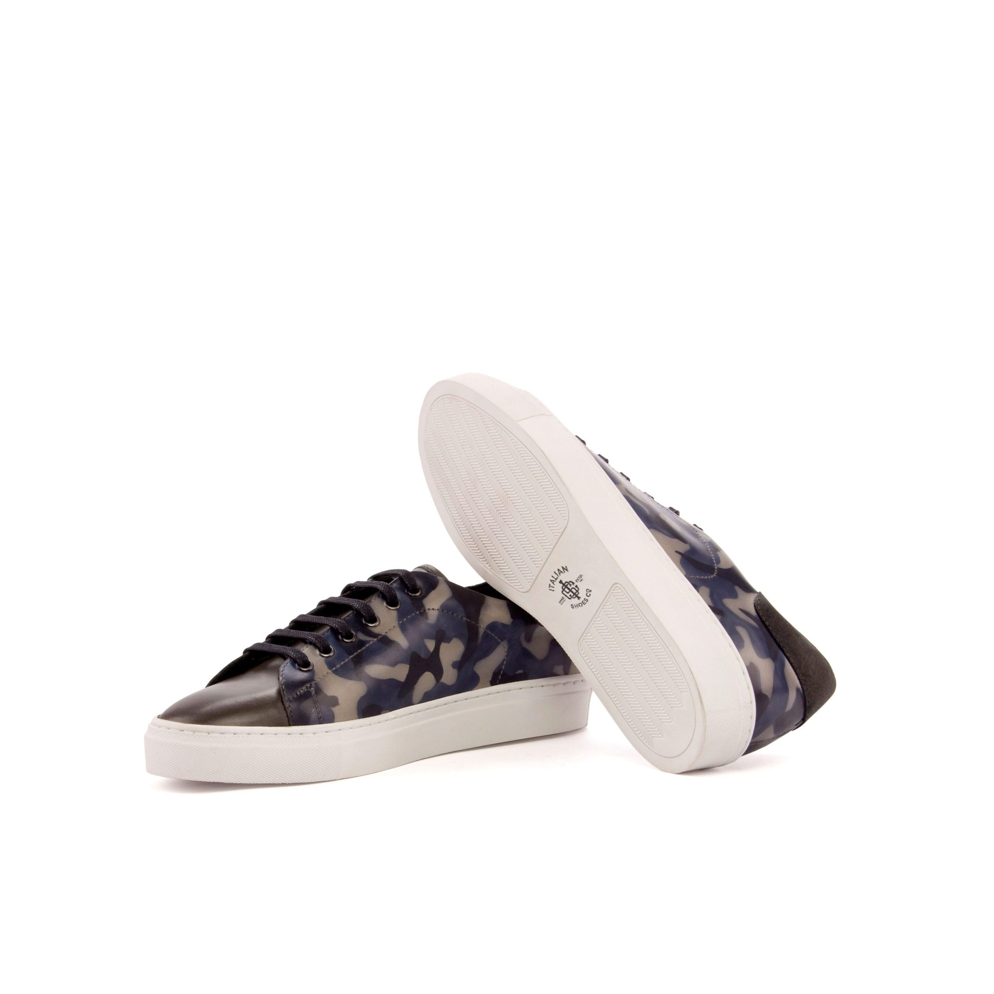 Tyron Yoder Sneakers