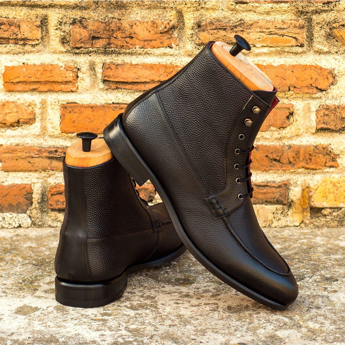 Moc Boot