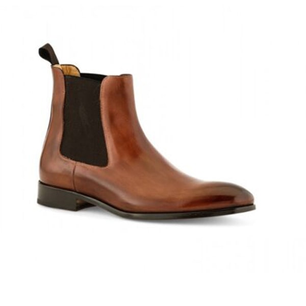Classic Chelsea Round Toe Boots