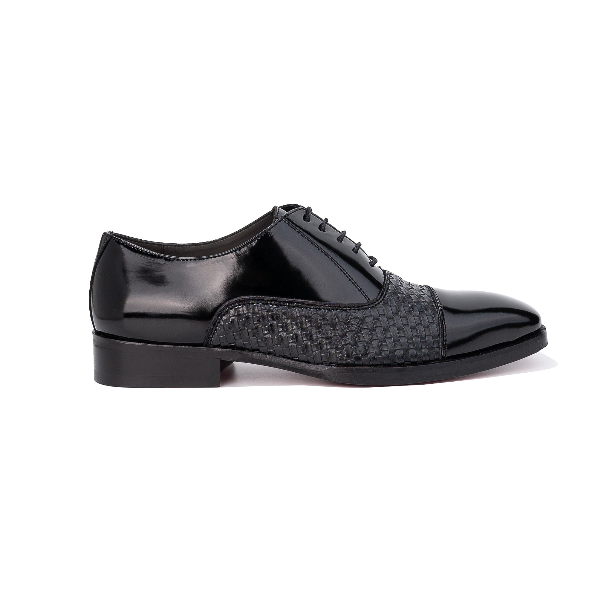 Men Solid Leather Oxford Shoes