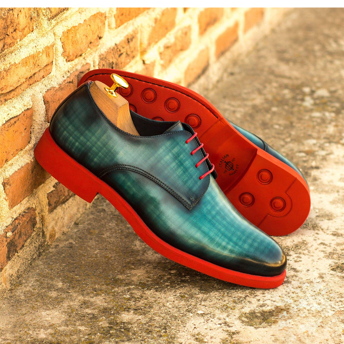Dynamo Derby Shoe