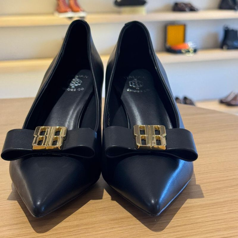 Italian Pointed Closed toe Bow Kitten Heeled