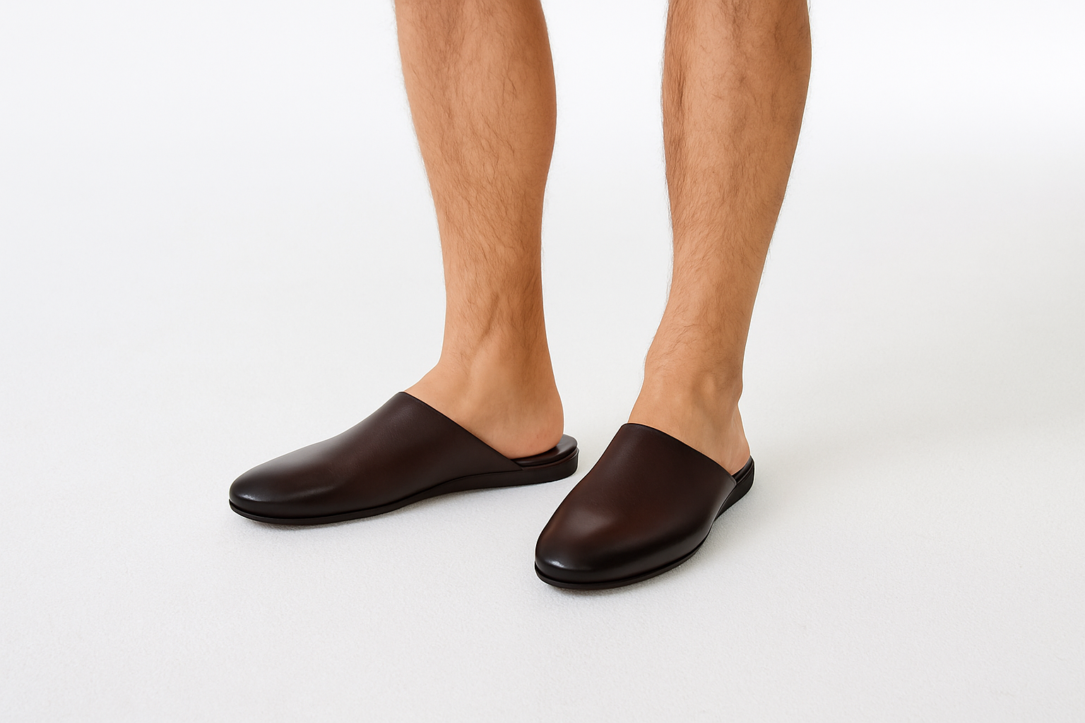Men Striped Slip On Leather Slippers