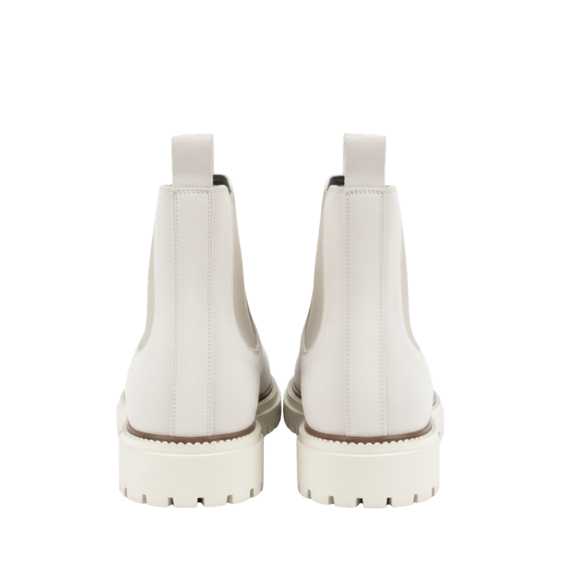 Classic Chelsea Boots With Rugged Sole