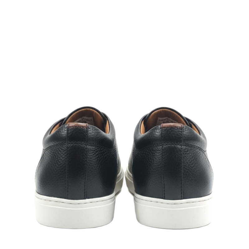 Regal Nero Luxe Slip-On Sneakers
