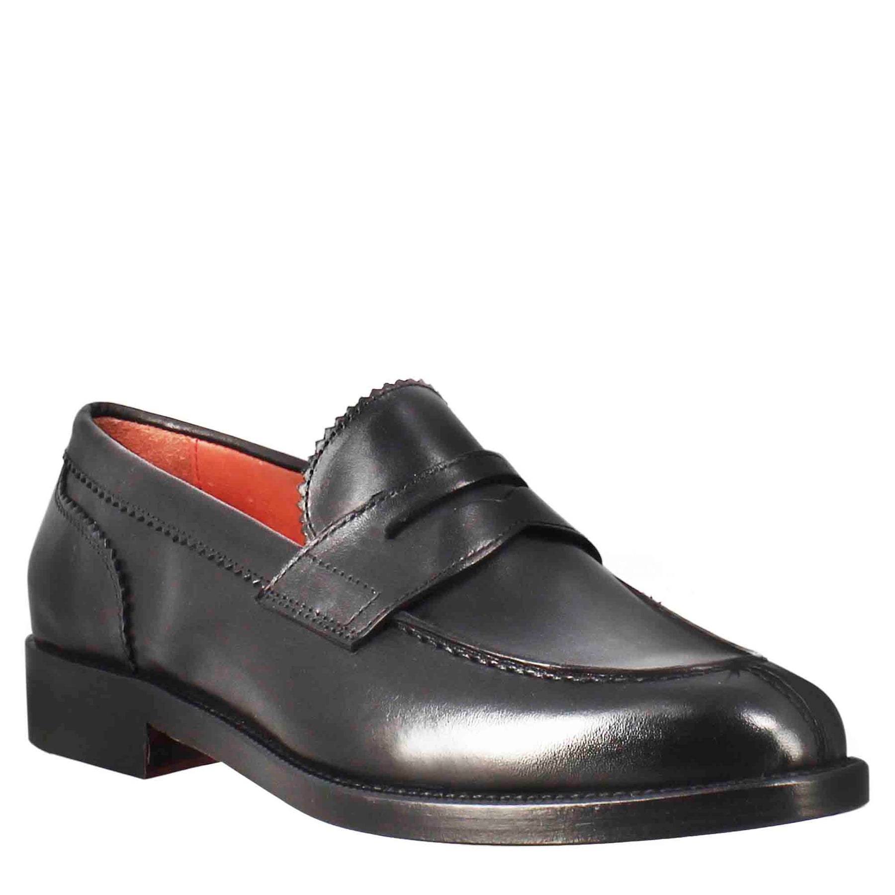 Women's Moccasin in Black Leather
