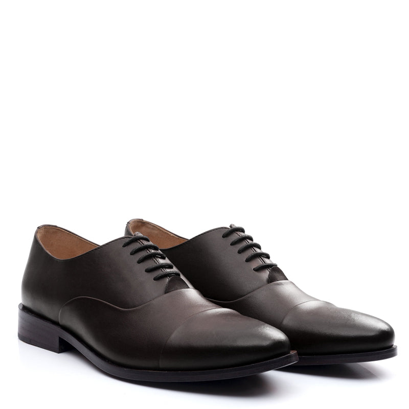 Men Captoe Polished Leather Plain Oxford Shoe Blue