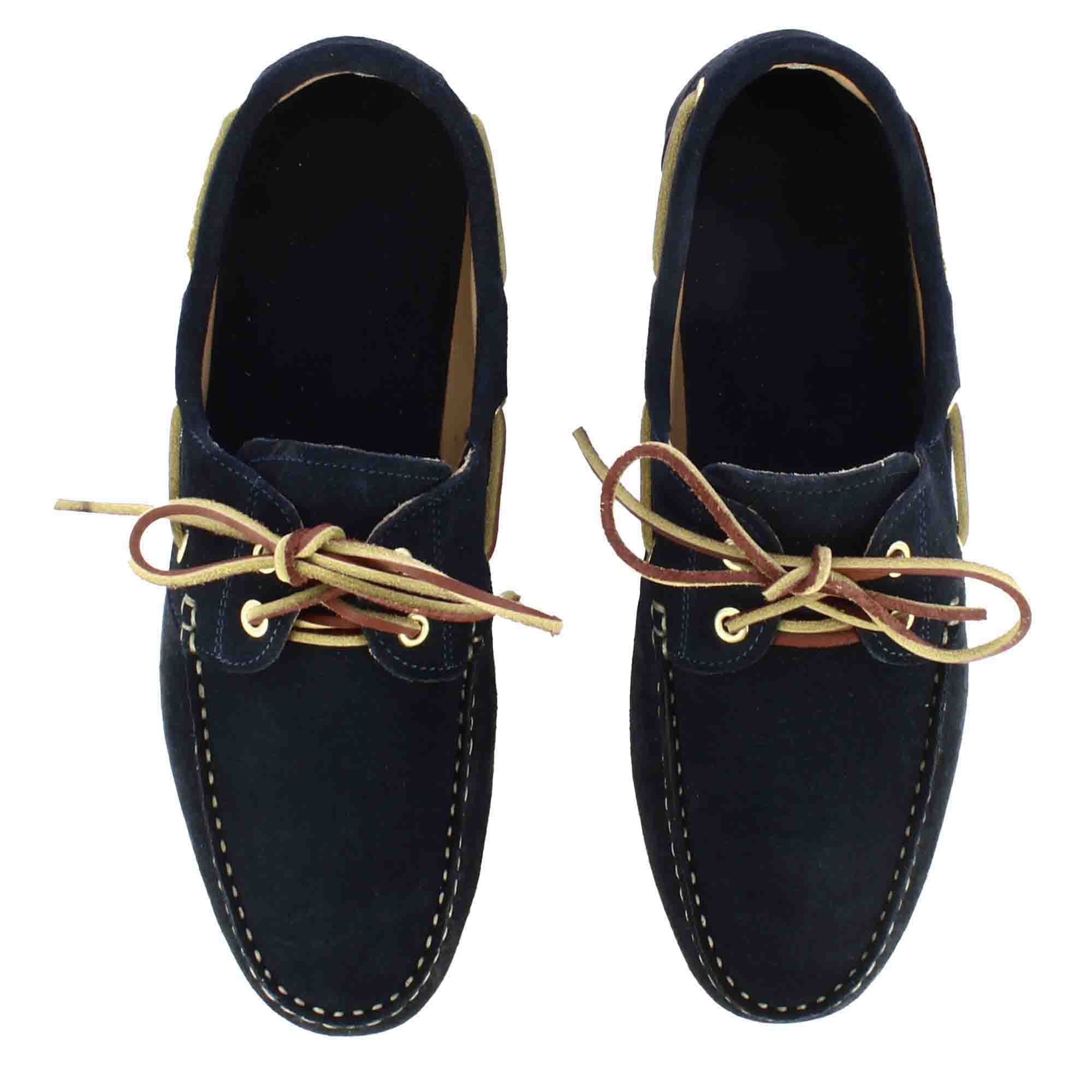 Men's boat moccasin in suede