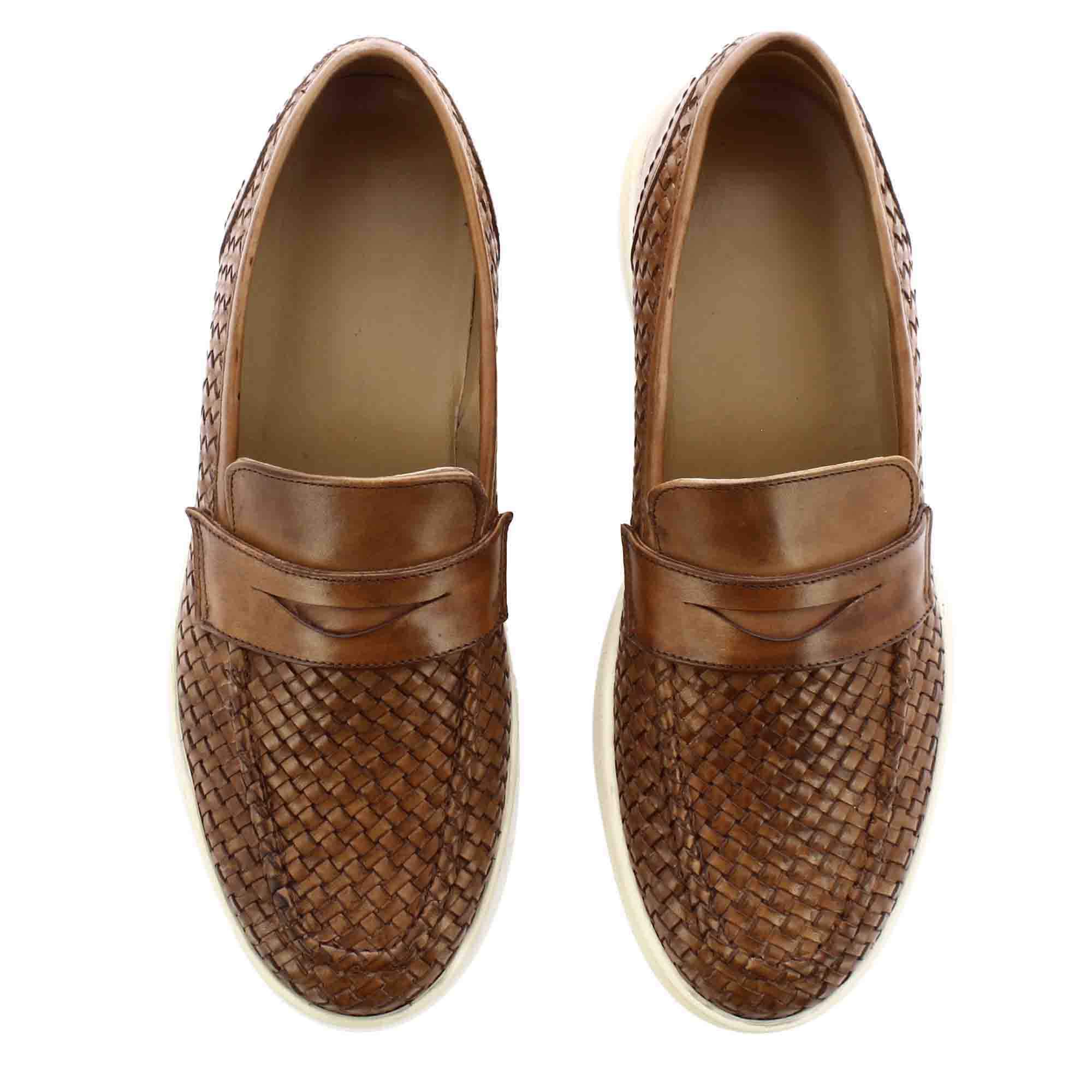 Men's Sneaker Made Of Woven Leather Color