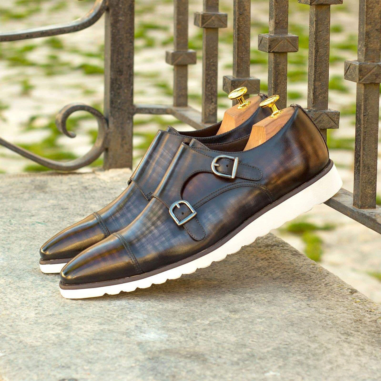 Twin Treasures Double Monk Shoe