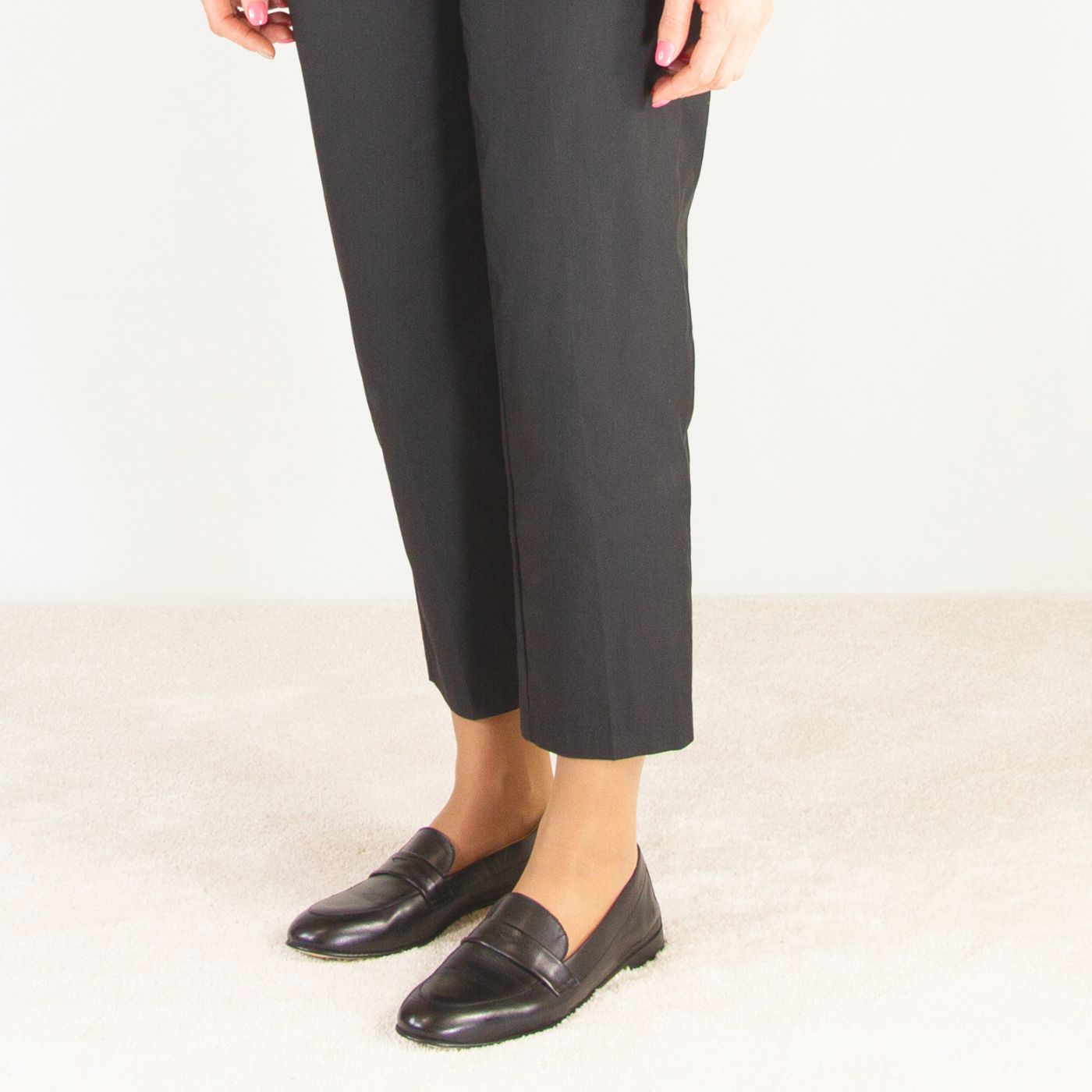 Handmade Black Leather Women's Moccasin