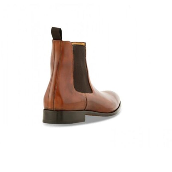 Classic Chelsea Round Toe Boots
