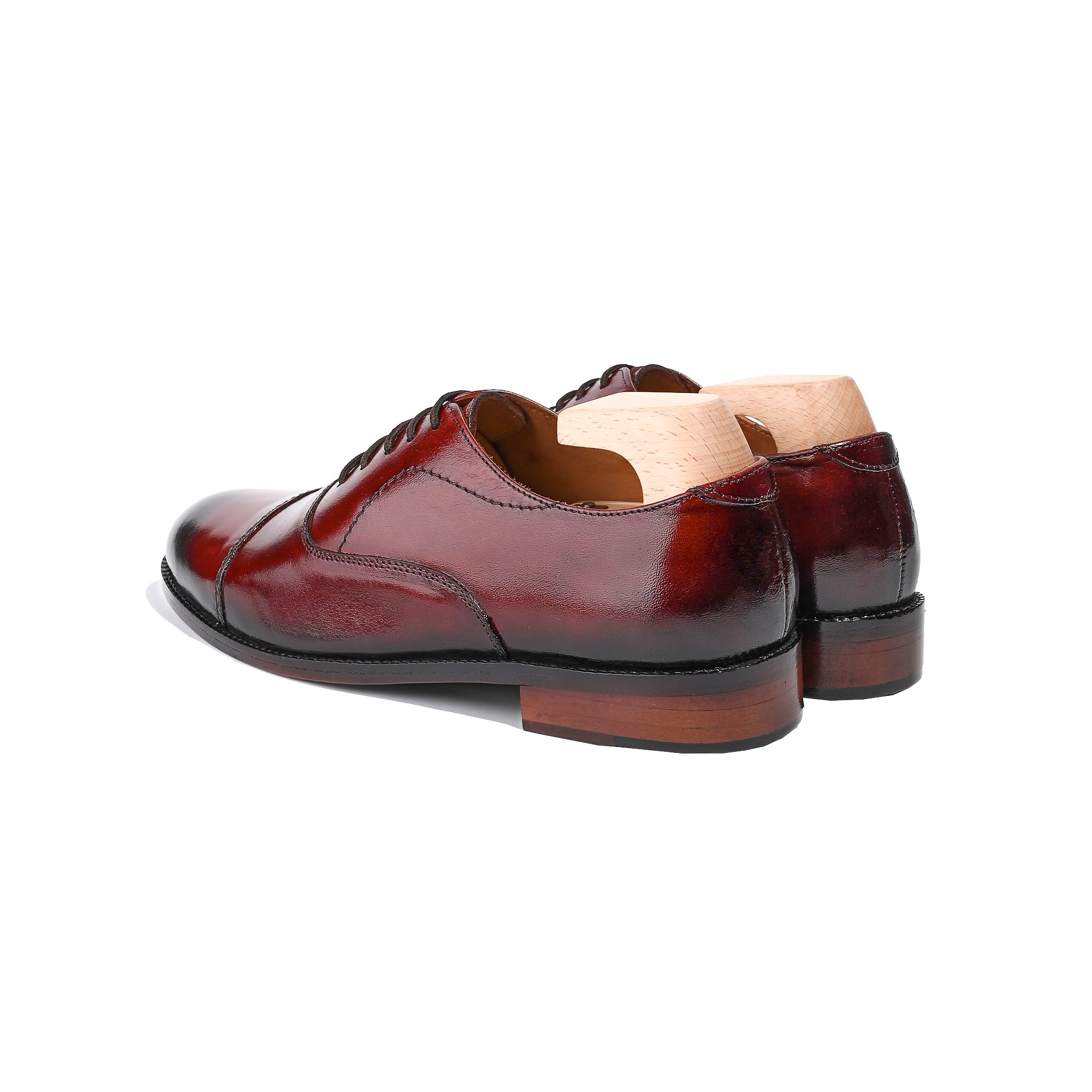Men Solid Toe Cap Leather Oxford Shoes