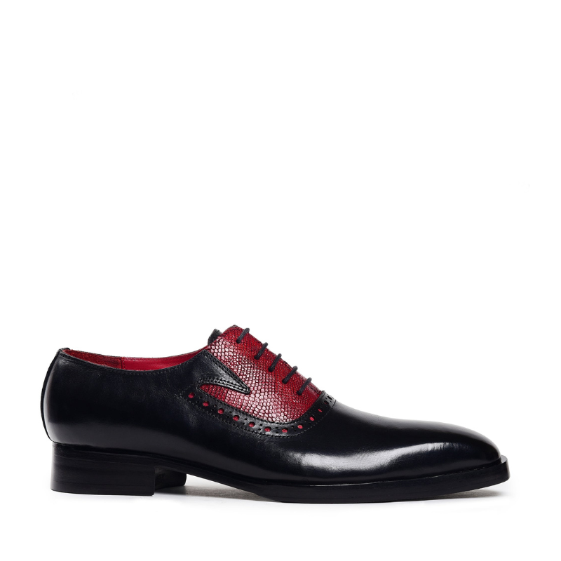 Classic Bold Crafted Textured Oxford