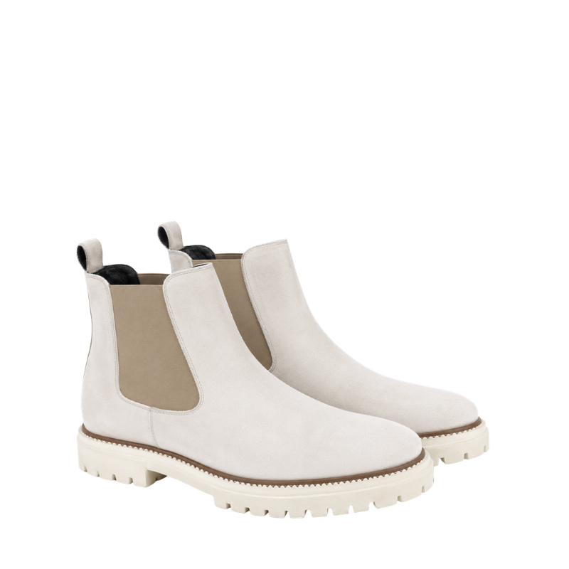 Classic Chelsea Boots With Rugged Sole