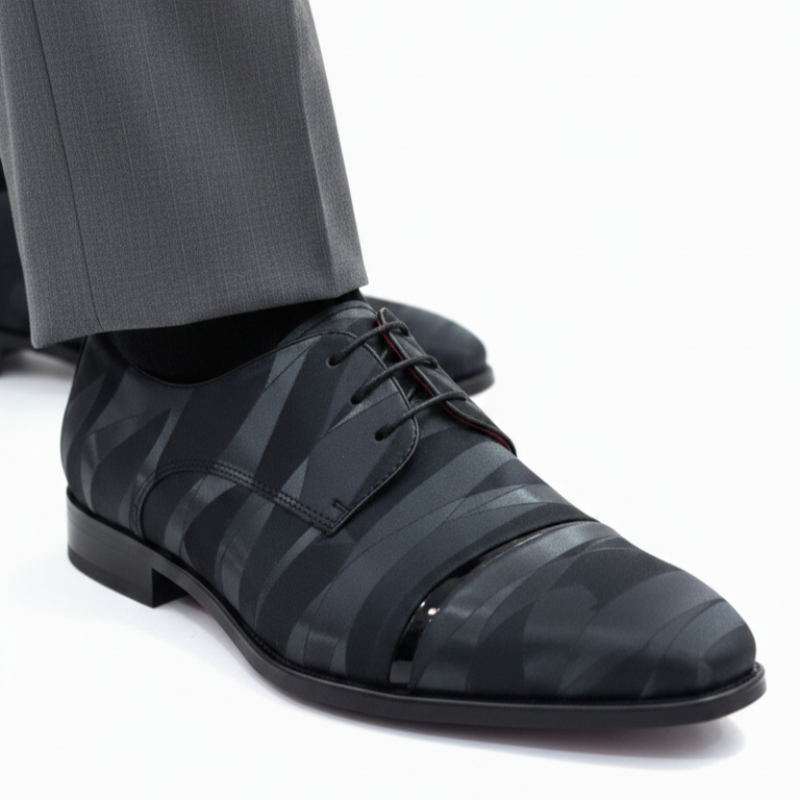 Italian Elegance Geometric Pattern Oxford Shoes