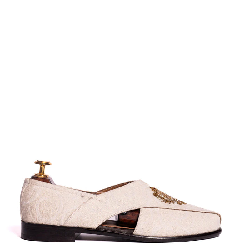 Cross Strap Design Leather Peshawari Sandal