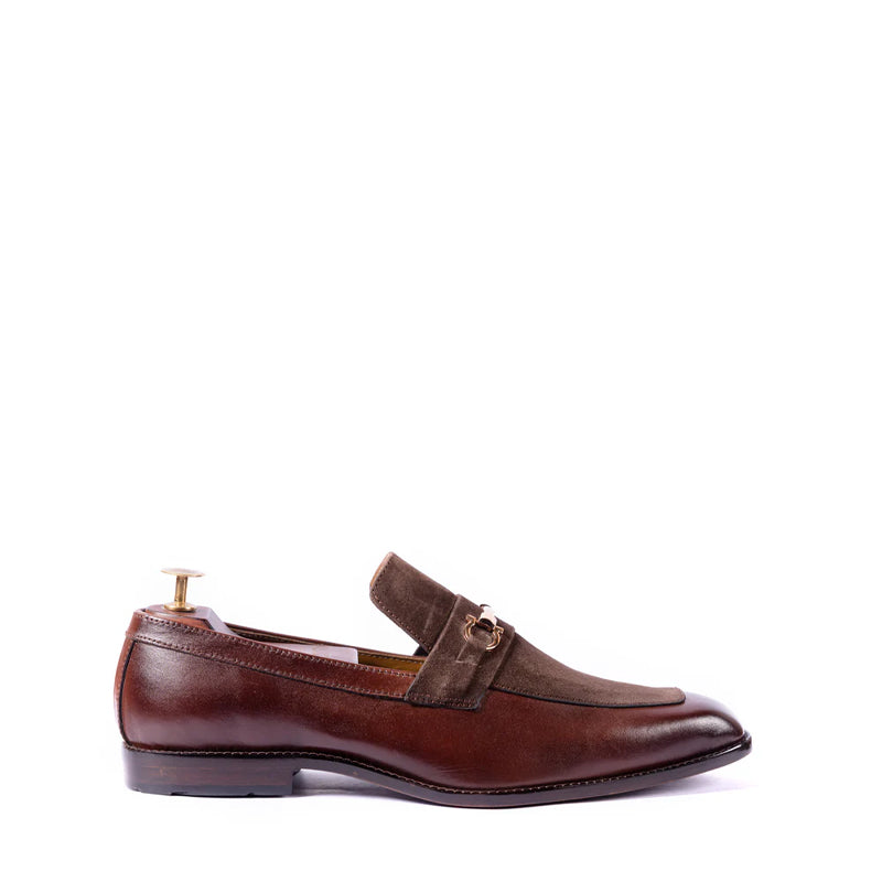 Men Suede Upper Horsebit Buckled Leather Loafer