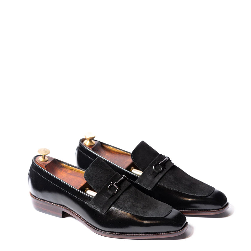 Men Suede Upper Horsebit Buckled Leather Loafer