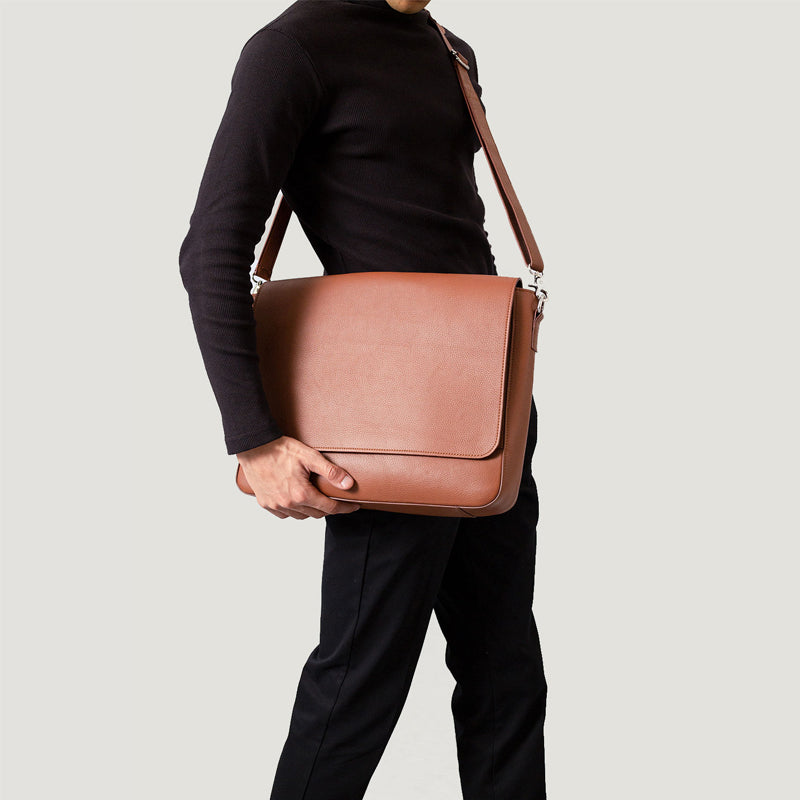 Carismatico Leather Messenger Grey Bag For Men