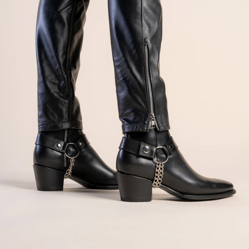 Leather Chelsea With Chain Boots