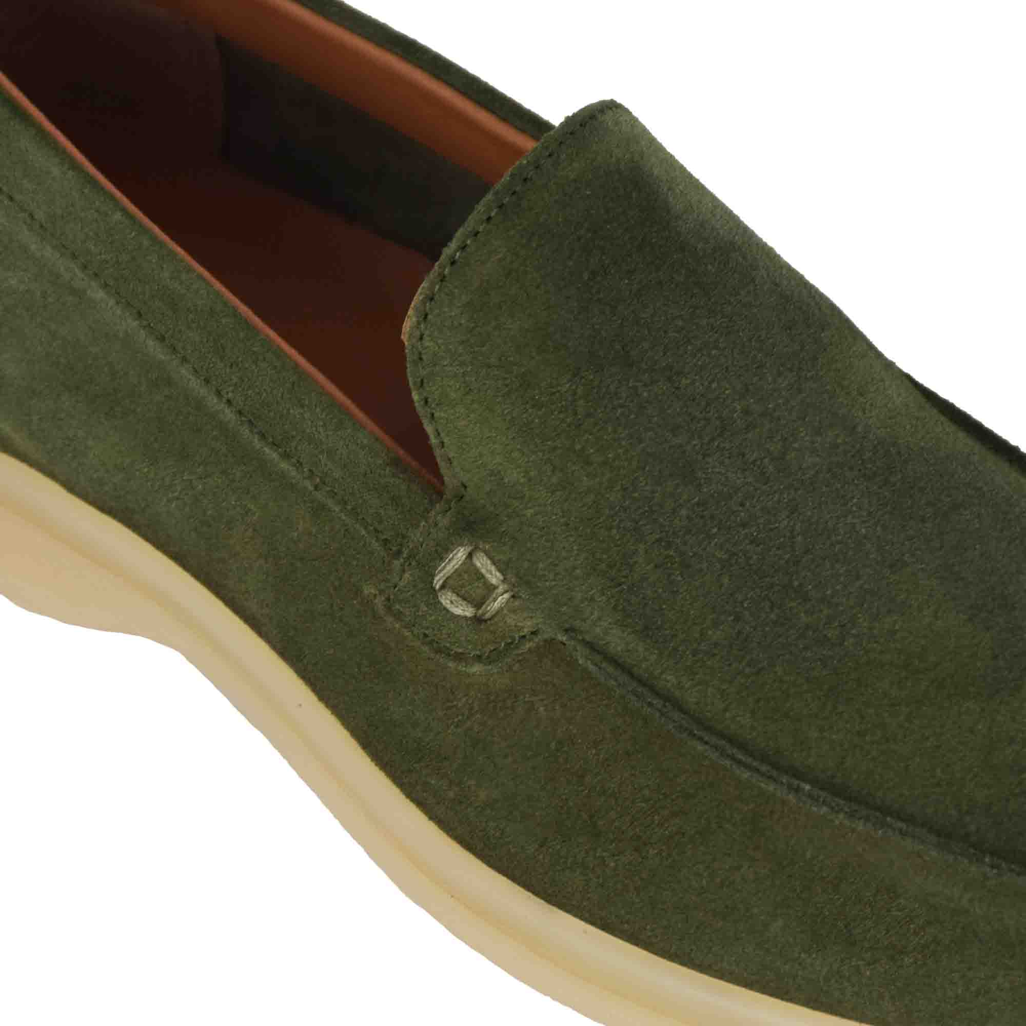 Loafer in Suede Leather