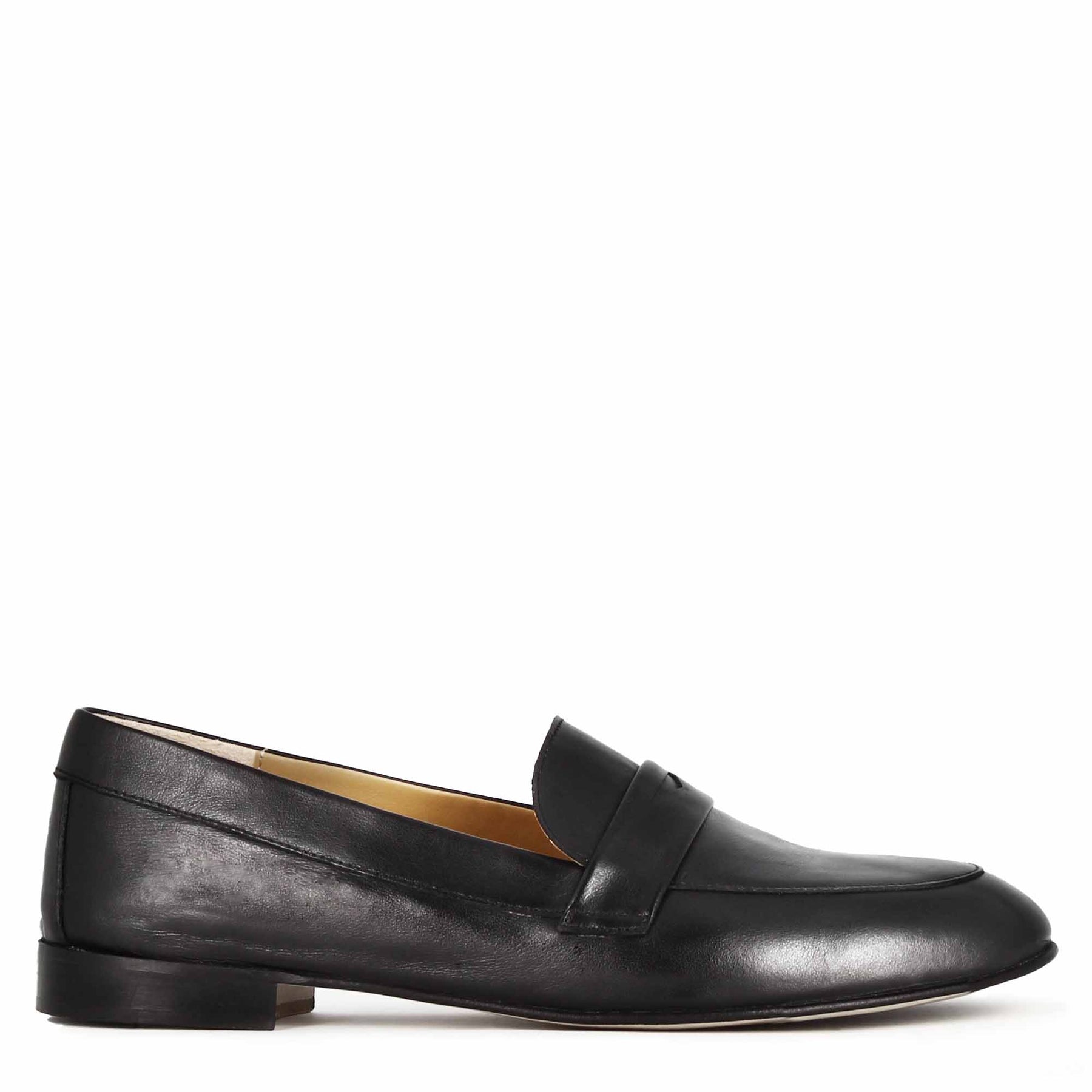 Handmade Black Leather Women's Moccasin