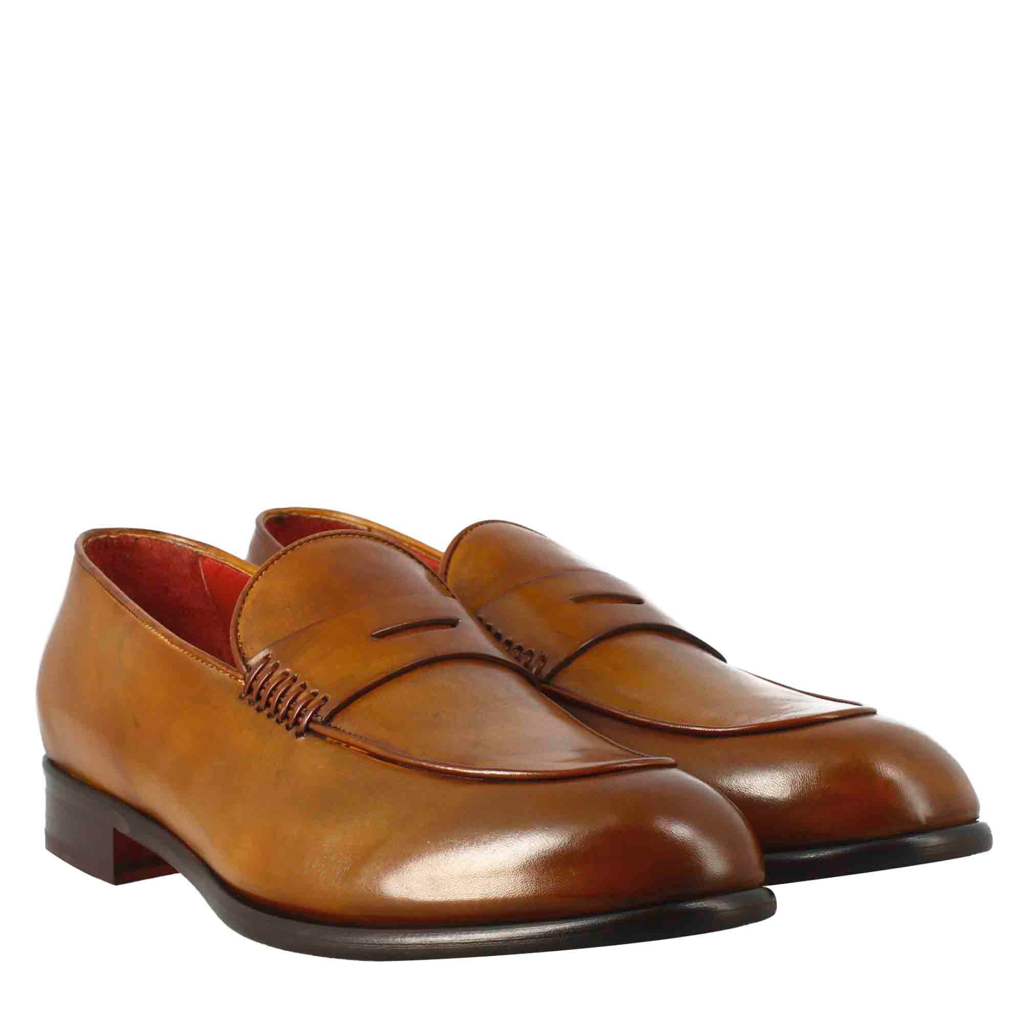 Tan moccasin in full grain leather