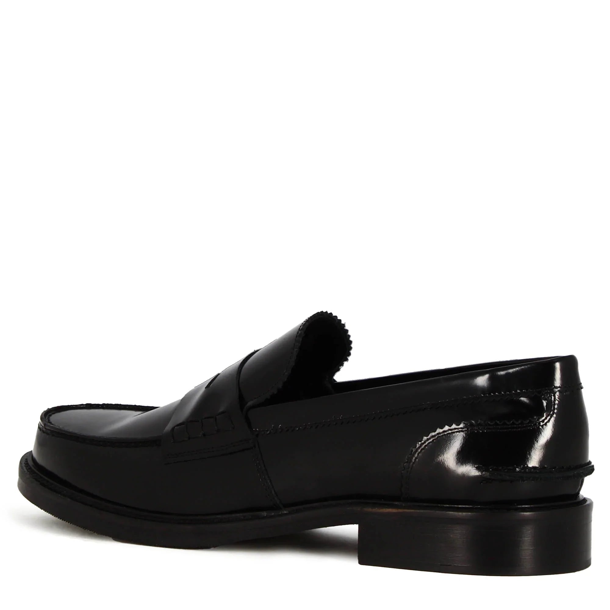 Classic Shiny Leather Moccasin